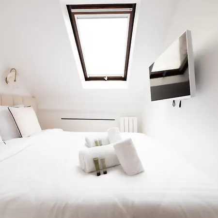 Cia - Modern Flat, Galeries Lafayette Paris